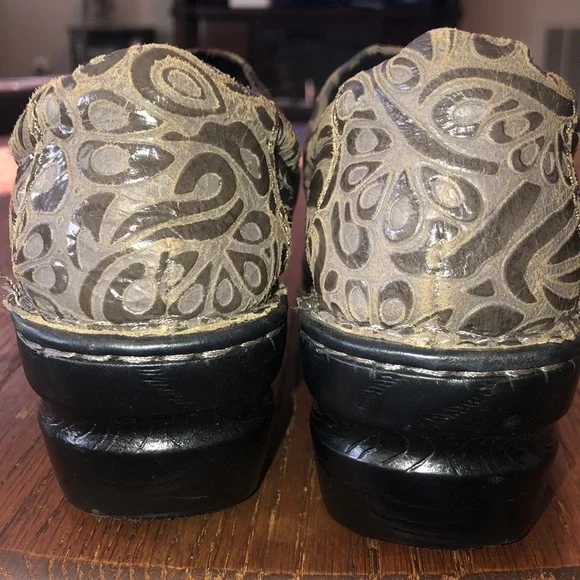 b.o.c. | Clogs | Brown | 8 - Picture 4 of 12